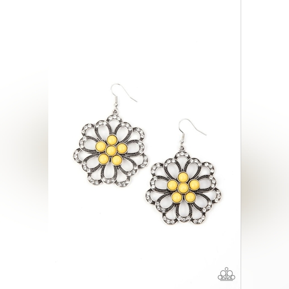 🌼'Dazzling Dewdrops' Earrings in Yellow - Paparazzi Accessories🌼 - Picture 3 of 4